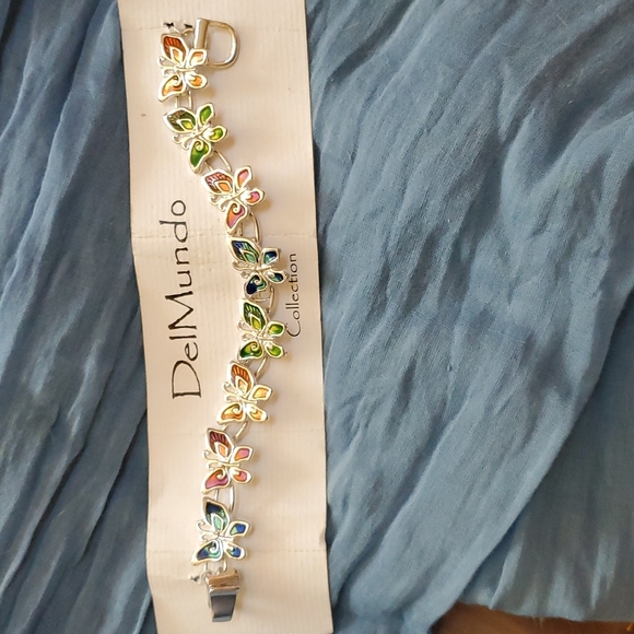 DelMundo multi colored butterfly🦋 bracelet - Picture 2 of 3